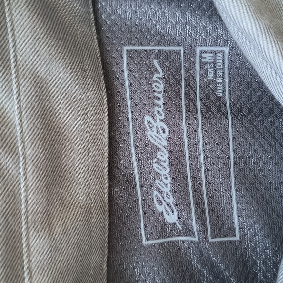 Eddie Bauer Lightweight Flannel - Picture 3 of 5